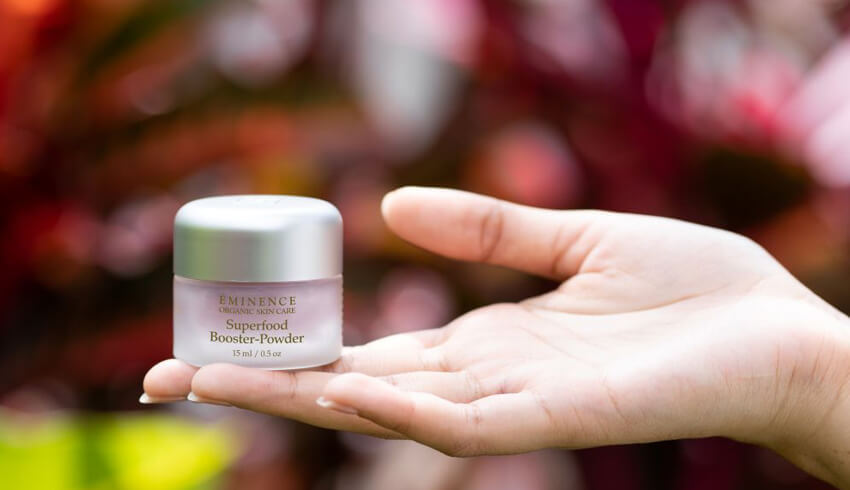 Perfect Pairing: Superfood Booster-Powder & Moisturizer